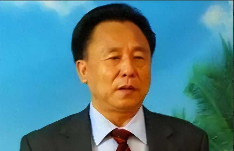 奇闻！湖南七十老头和11位少女共生14子，最小情妇03年！